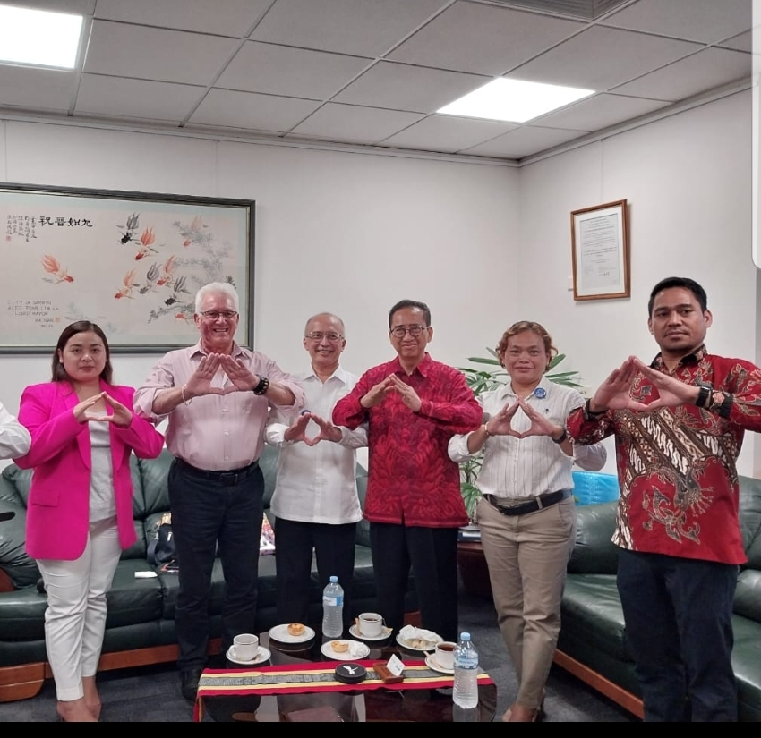Hari Pertama Kunjungan Delegasi KOPITU di Darwin Australia, Bertemu dengan Walikota Darwin & NTFarmer Bahas Peluang Kerja hingga Ekspor Impor